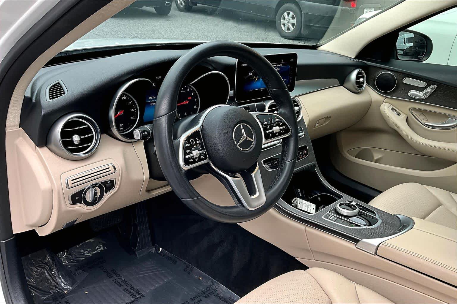 Used 2019 Polar White Mercedes-Benz C 300 image 17
