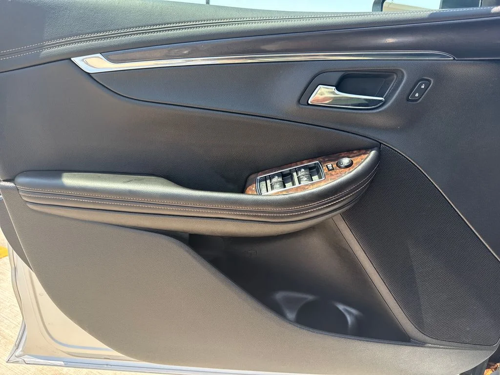 Used 2015 Silver Chevrolet LTZ image 11