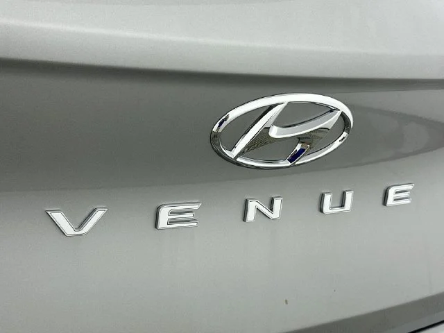 New 2026 Hyundai VENUE SEL