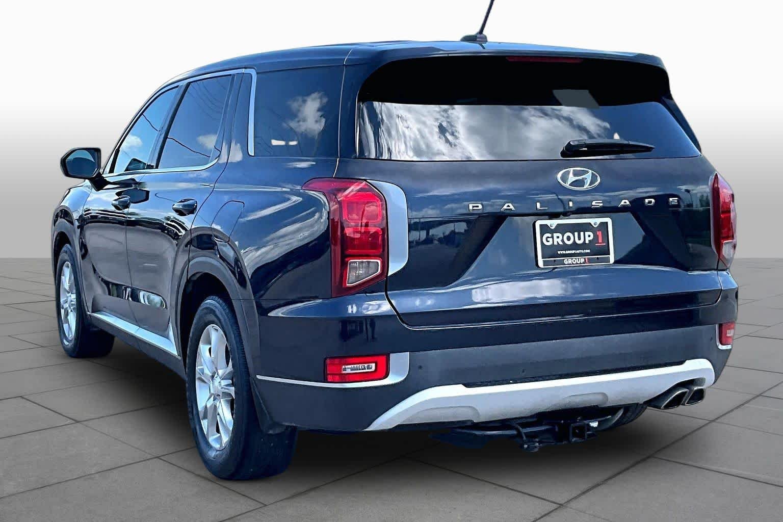 Used 2021 Moonlight Cloud Hyundai SE image 12