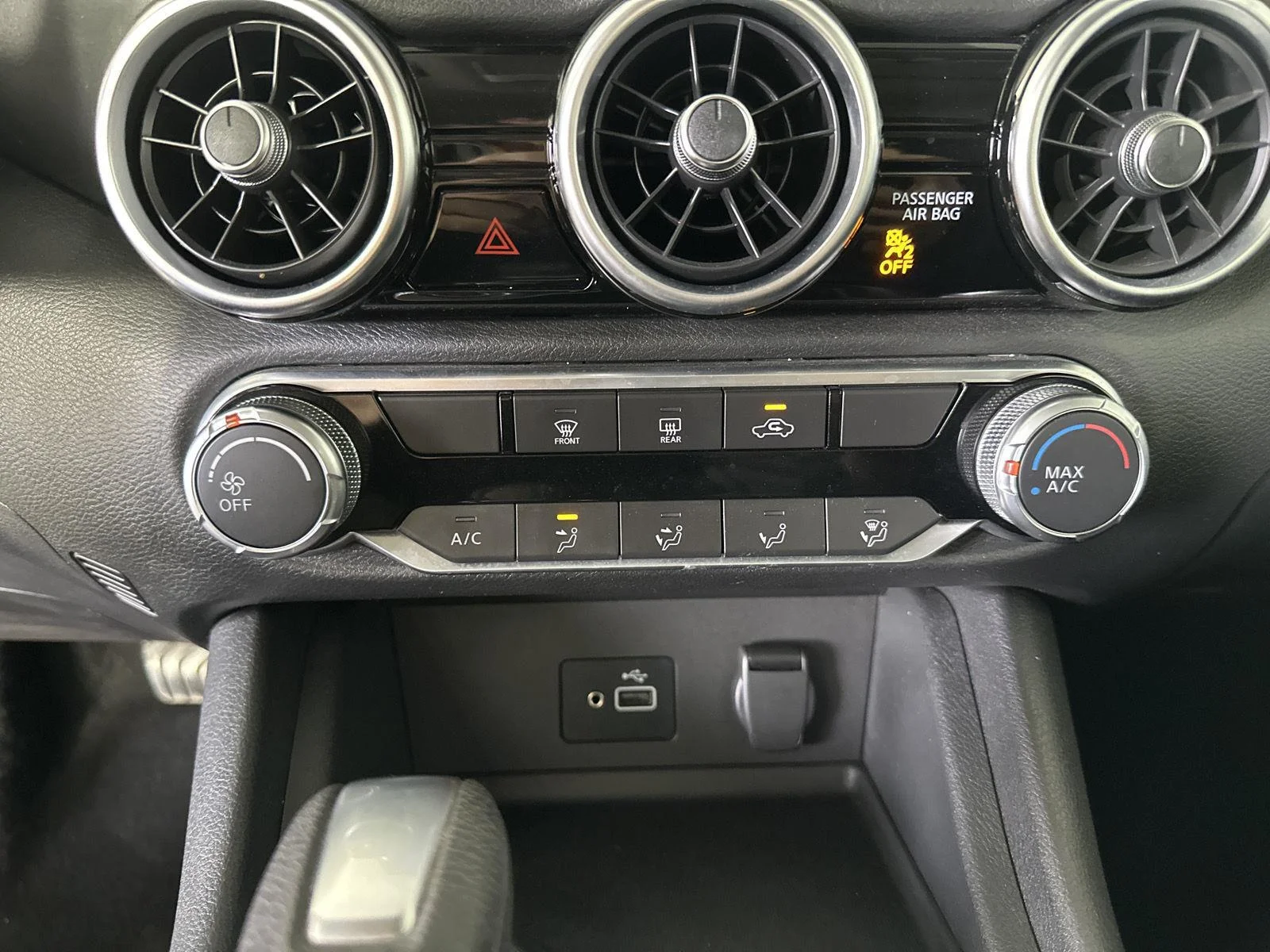 Used 2020 Super Black Nissan S image 21