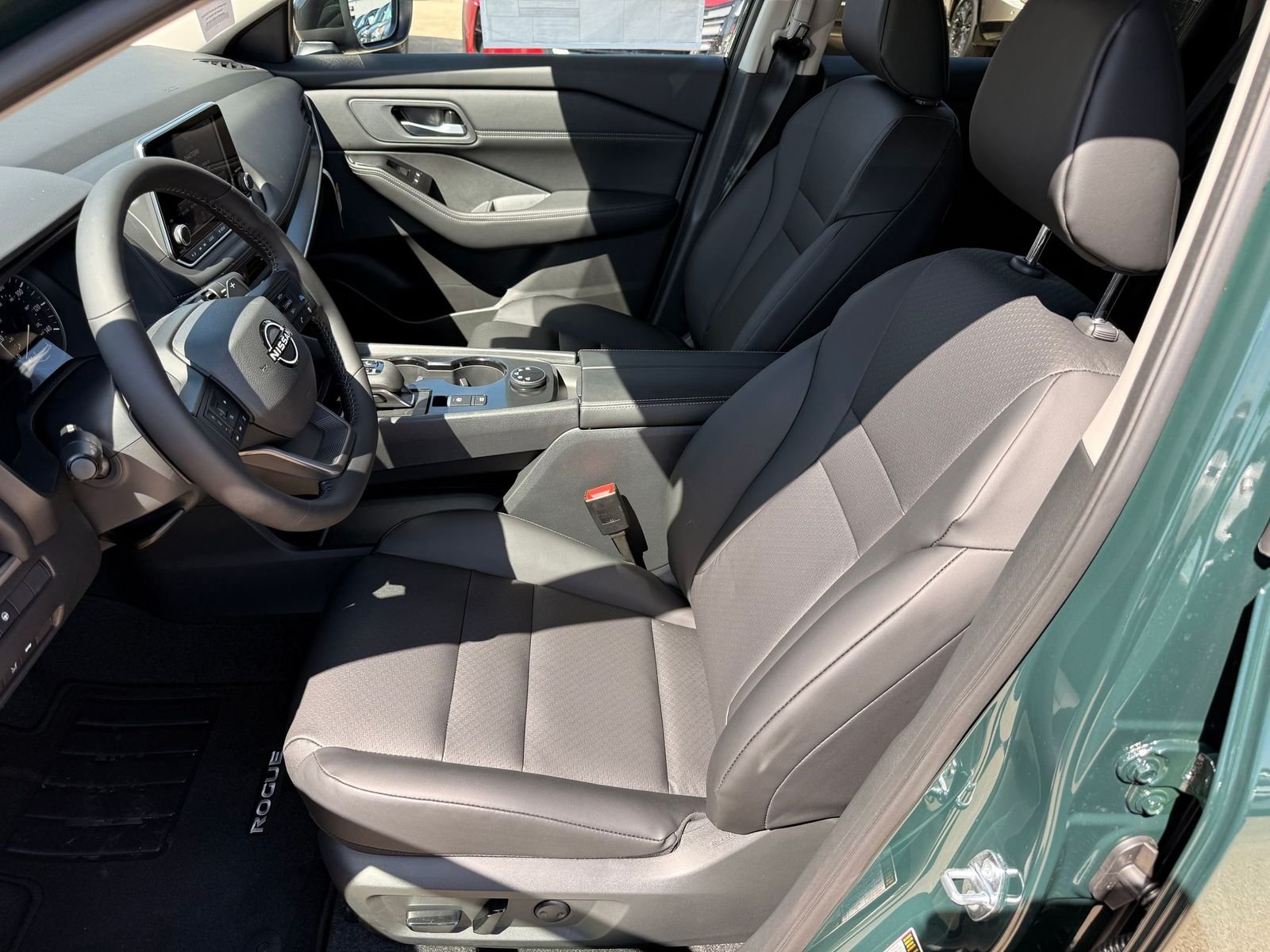 New 2026 Obsidian Green Pearl Nissan Dark Armor™ image 25