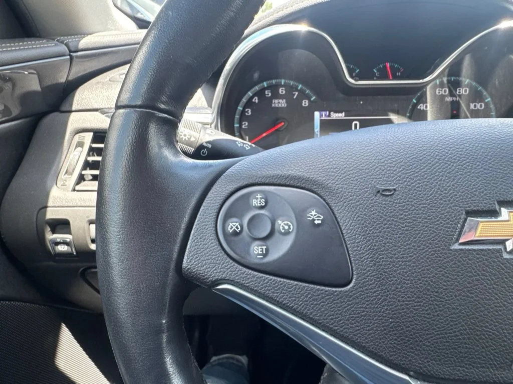 Used 2014 Crystal Red Tintcoat Chevrolet LT image 27