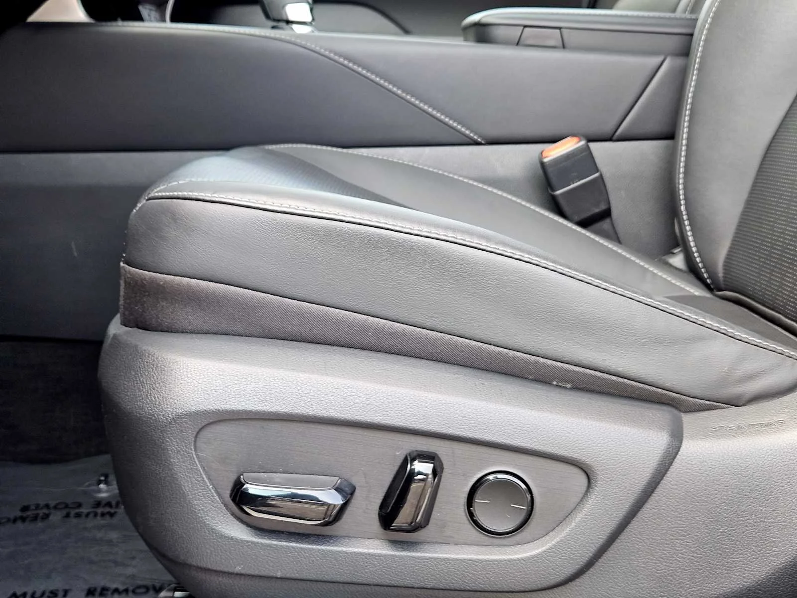 Certified Used 2023 NEBULA GRAY PEARL Lexus Premium Plus image 19