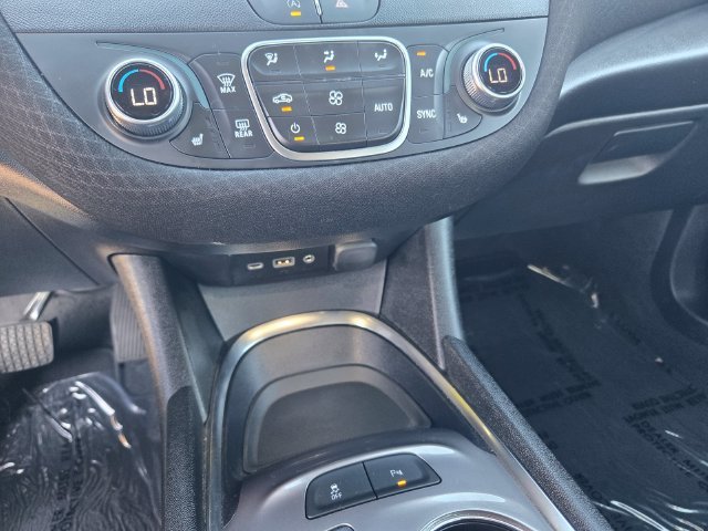 Used 2024 Blue Chevrolet LT image 15