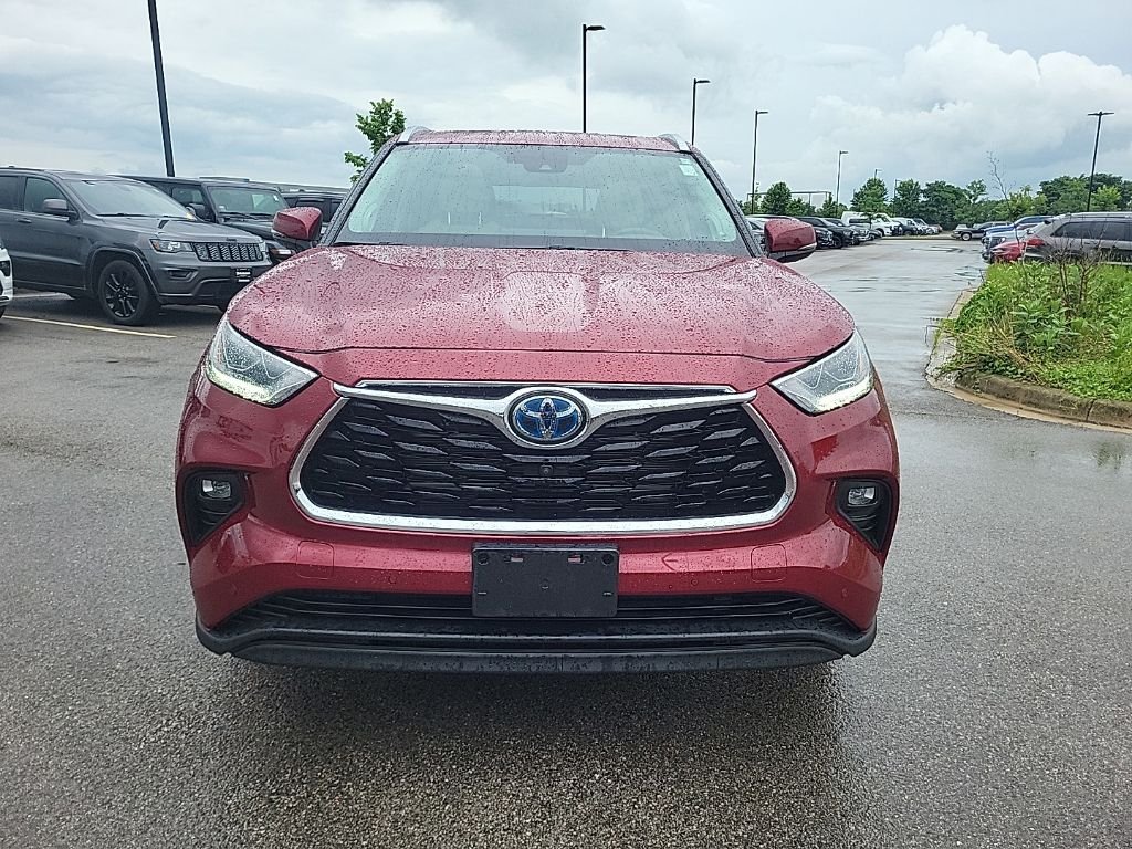 Used 2021 Red Toyota Limited image 8