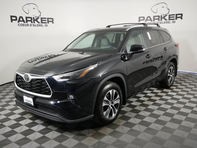 Used 2023 Midnight Black Metallic Toyota XLE image 1