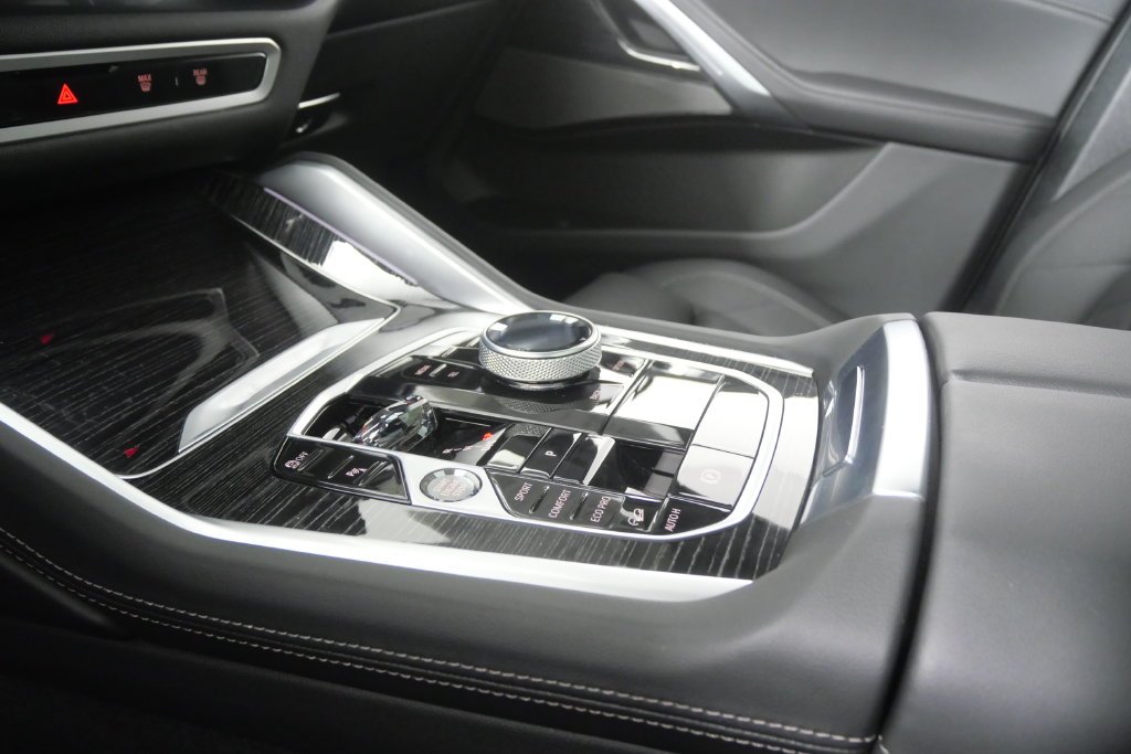 Certified Used 2026 Gray Metallic BMW M60i image 26