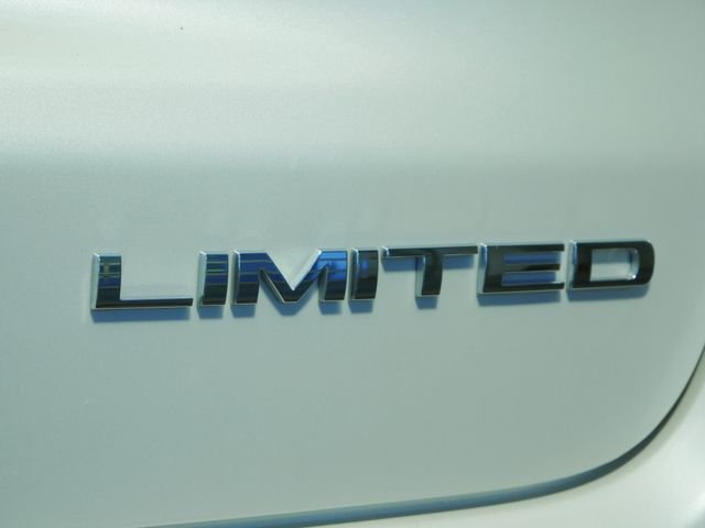Used 2020 White Jeep Limited image 10
