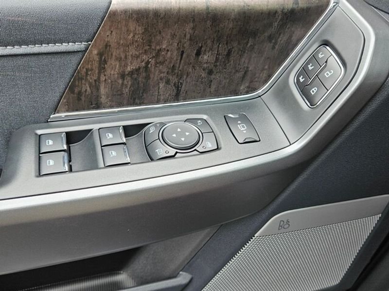 New 2026 Carbonized Gray Metallic Ford F-250® Lariat® image 34
