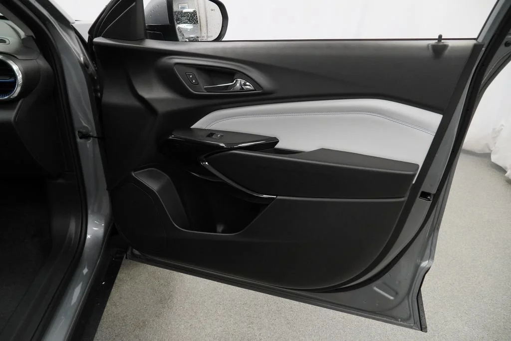 New 2026 Sterling Gray Metallic Chevrolet LT image 26
