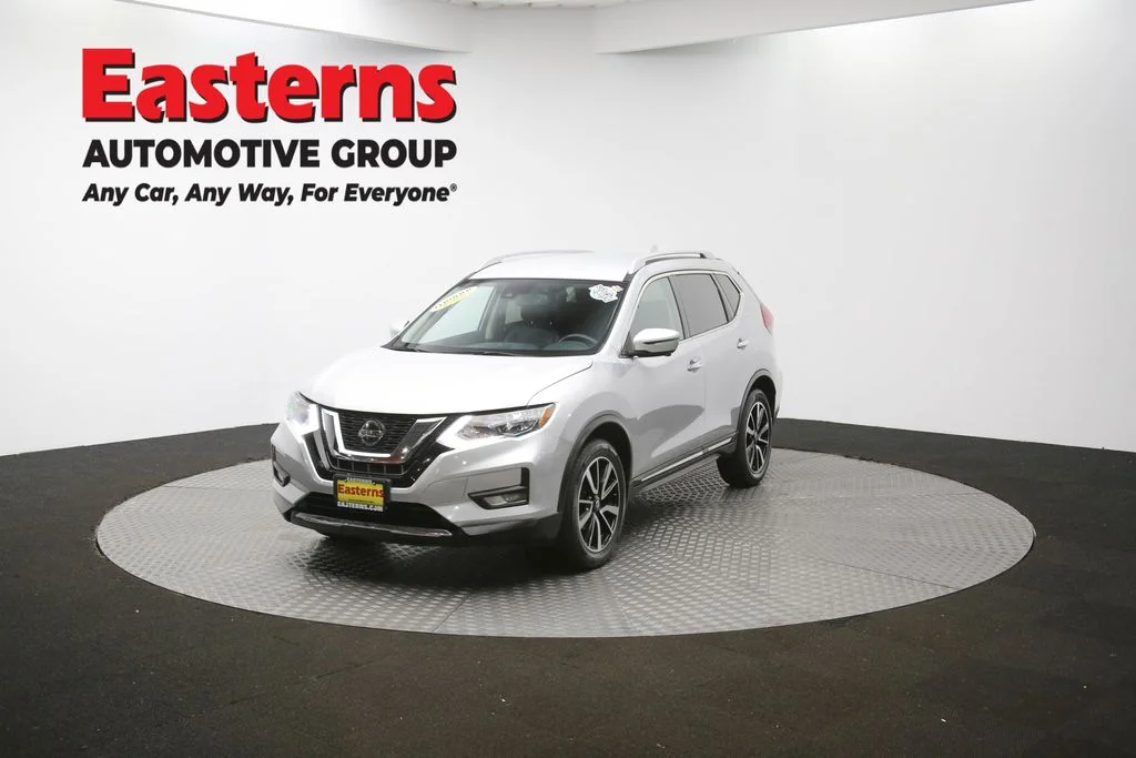 Used 2020 Silver Nissan SL image 52