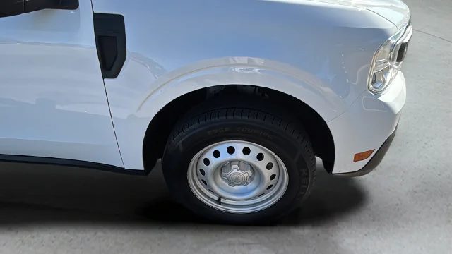 Used 2024 White Ford XL image 33