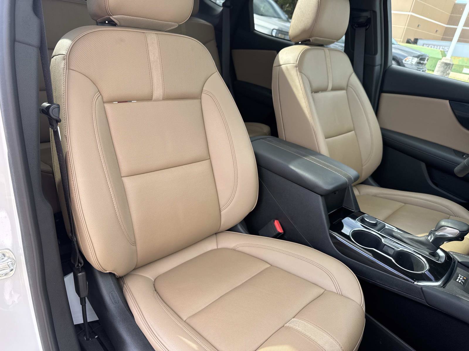 Used 2023 Beige Chevrolet Premier image 14