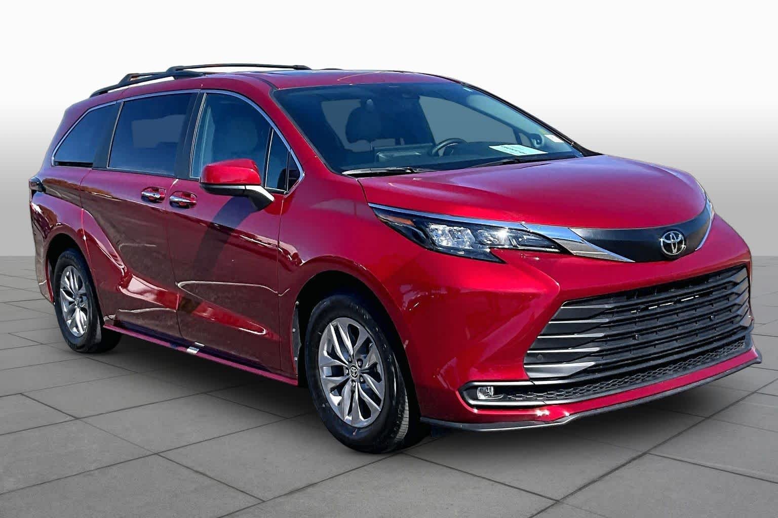 Certified Used 2026 Ruby Flare Pearl Toyota XLE image 3
