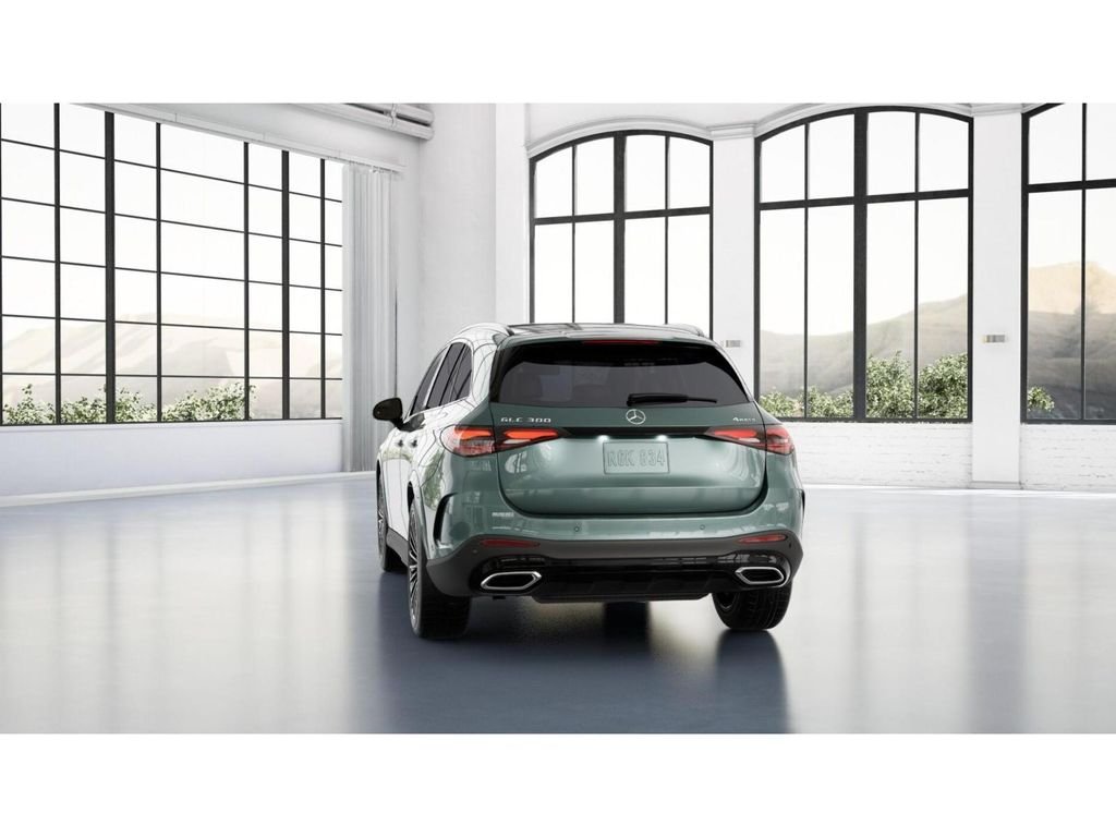 New 2027 Verde Silver Metallic Mercedes-Benz GLC 300 image 26