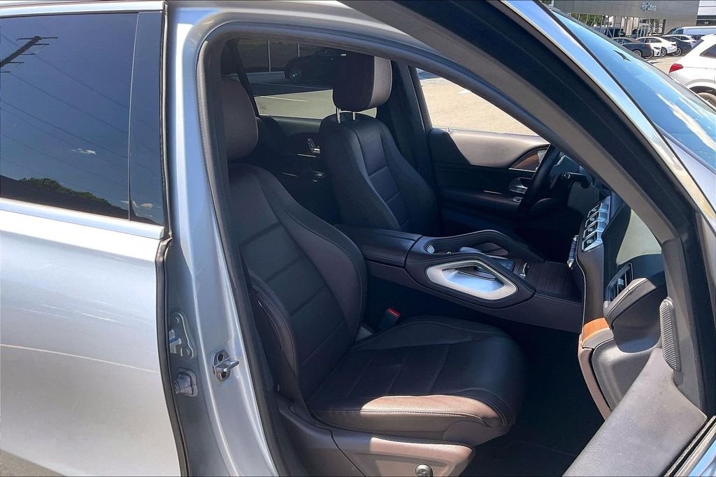 Certified Used 2023  Mercedes-Benz GLS 450 image 6