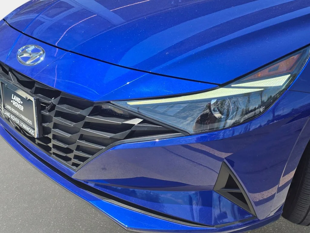Used 2022 Blue Hyundai SEL image 32