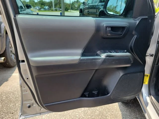 2019 Toyota Tacoma SR5 - Photo 21