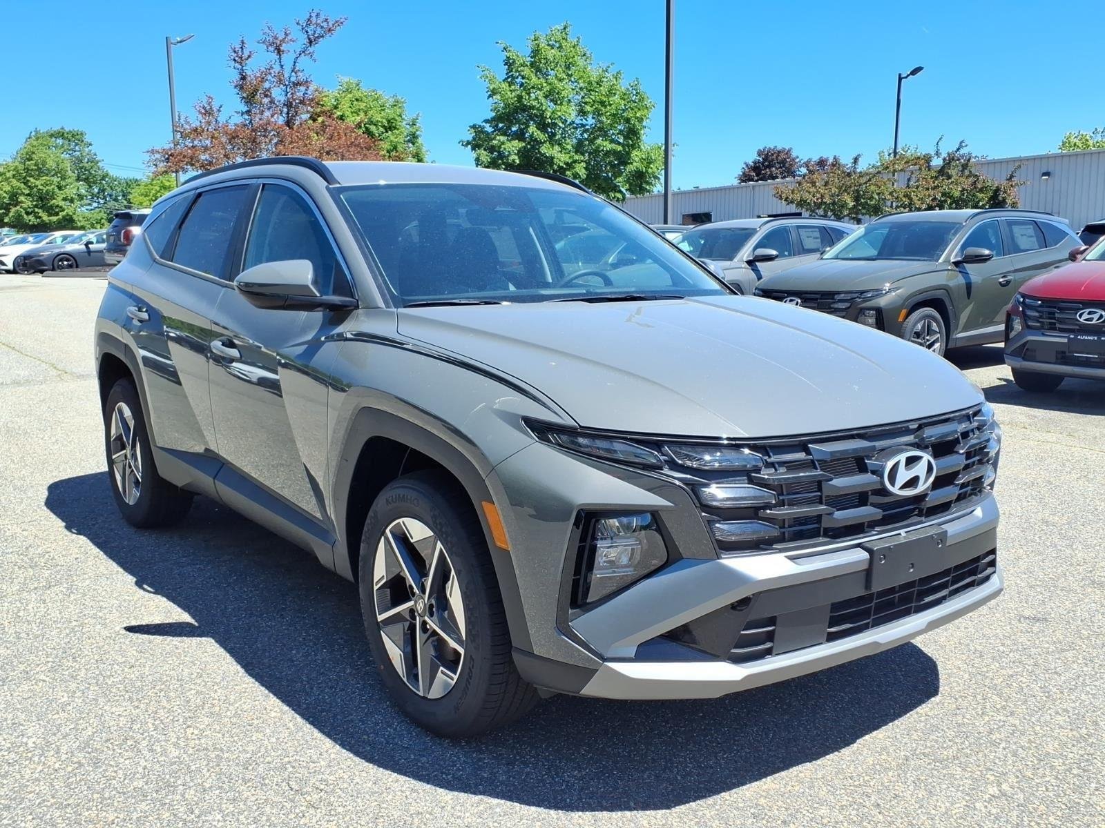 New 2026 Hampton Gray Hyundai SEL image 3