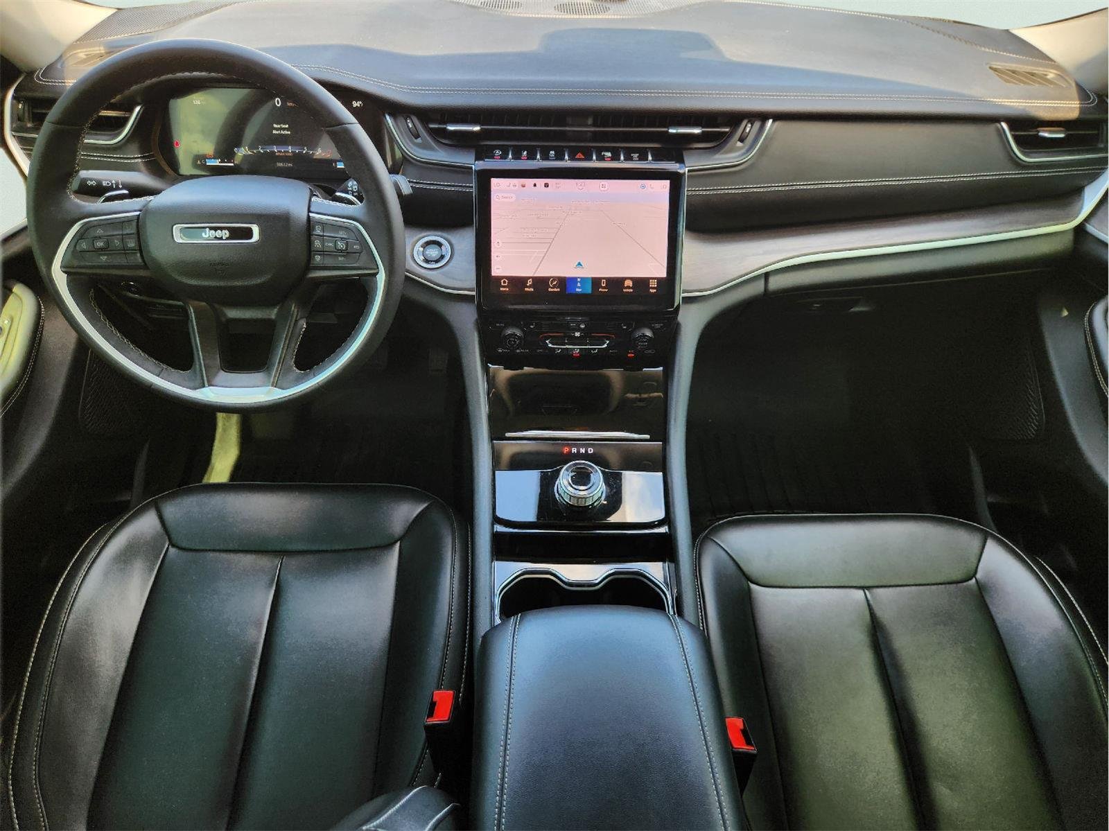 2023 Jeep Grand Cherokee L photo 26 of 33
