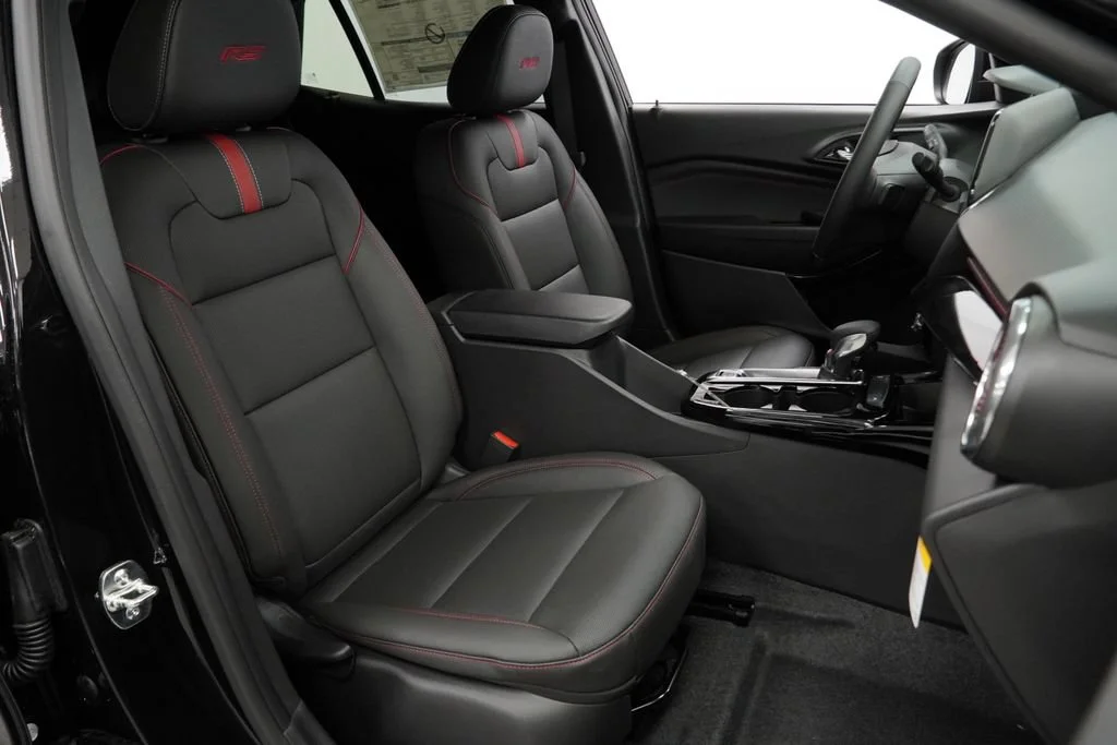 New 2026 Mosaic Black Metallic Chevrolet 2RS image 27
