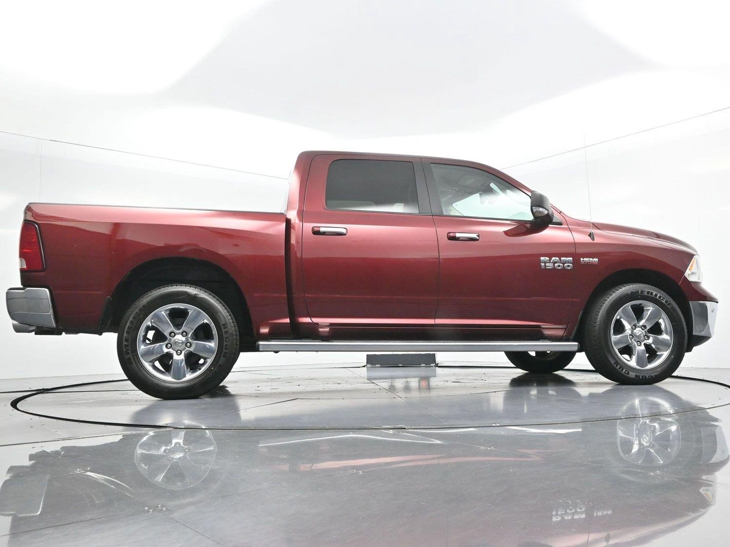 Used 2017 Delmonico Red Pearlcoat Ram Big Horn image 50