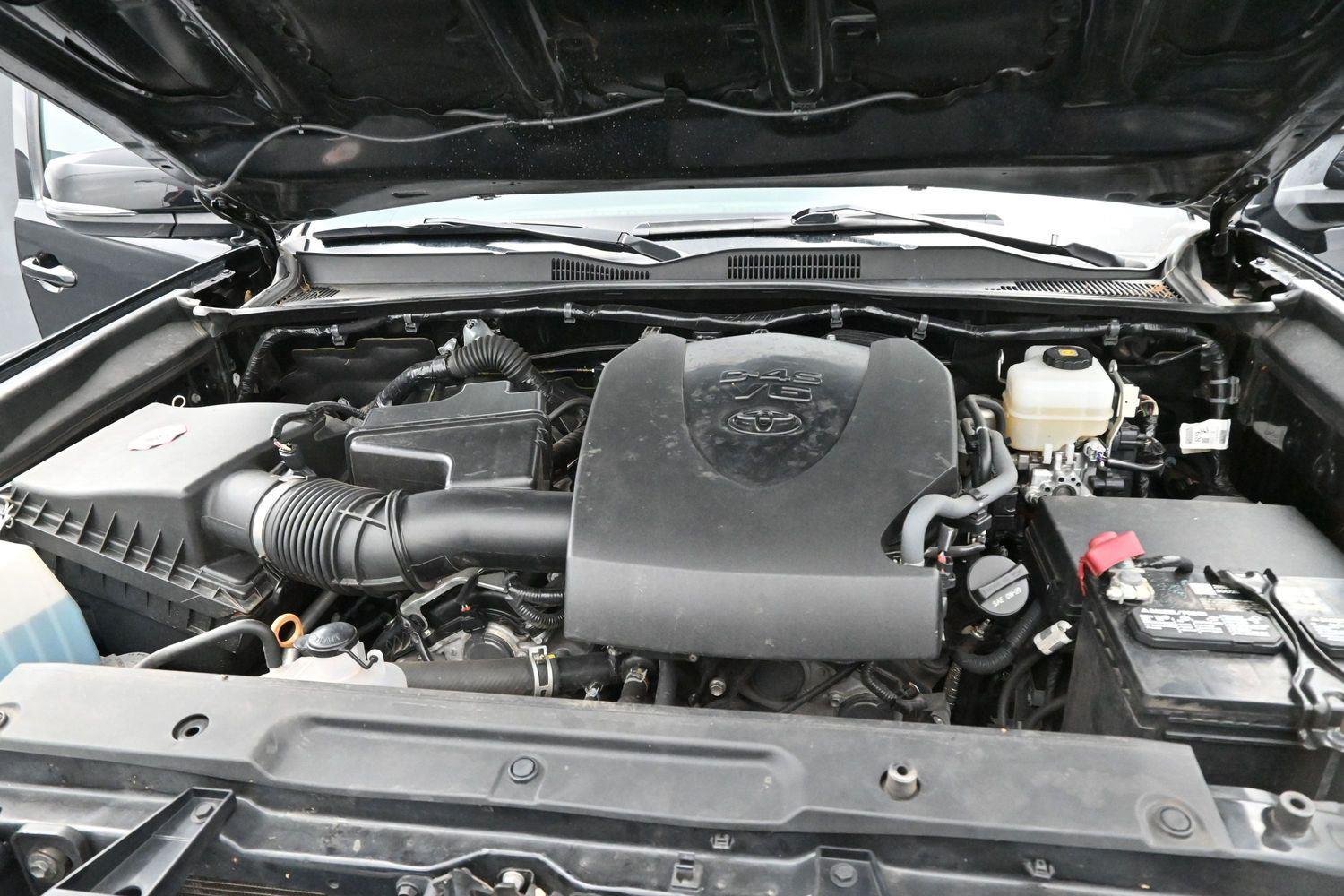 Used 2020 Midnight Black Metallic Toyota TRD Off-Road image 33