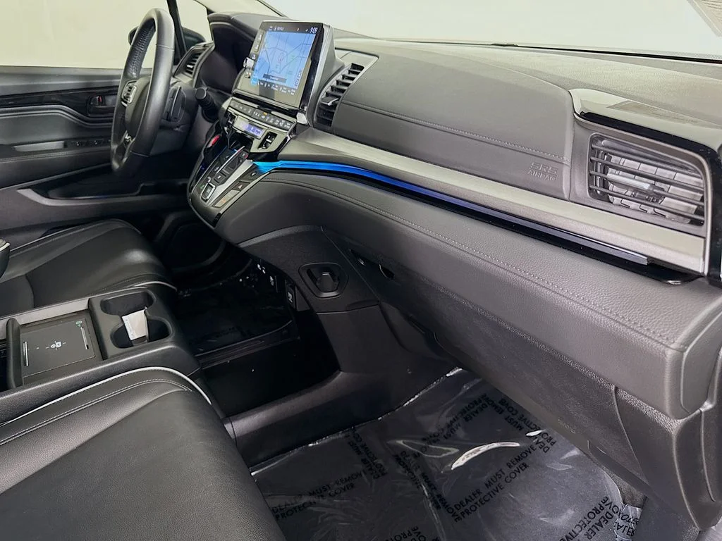 Used 2025 Black Honda Touring image 31