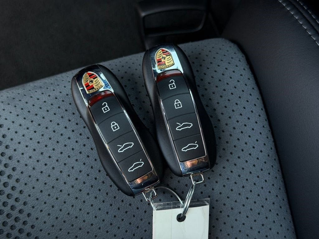 Used 2024 Ruby Porsche RS image 35