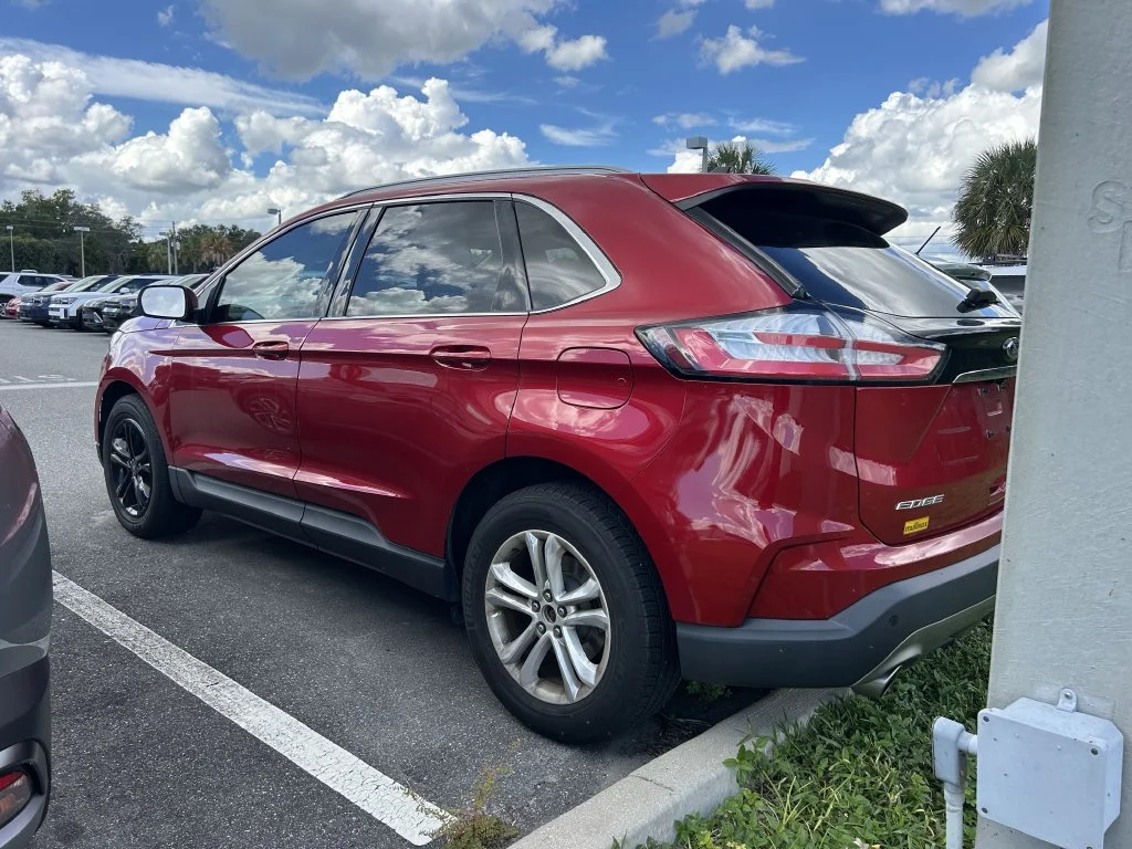 Used 2020 Red Ford SEL image 6