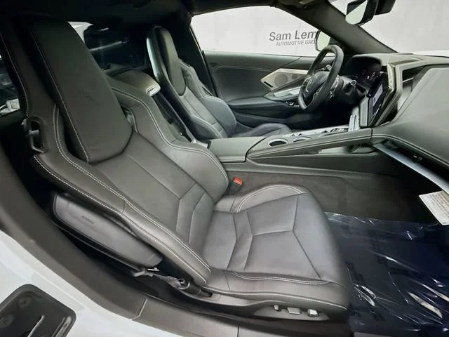 New 2026 Arctic White Chevrolet 2LT image 28