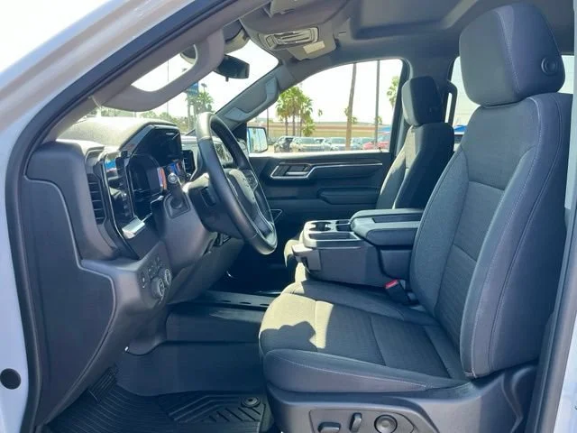 Used 2025 Summit White Chevrolet LT Trail Boss image 19