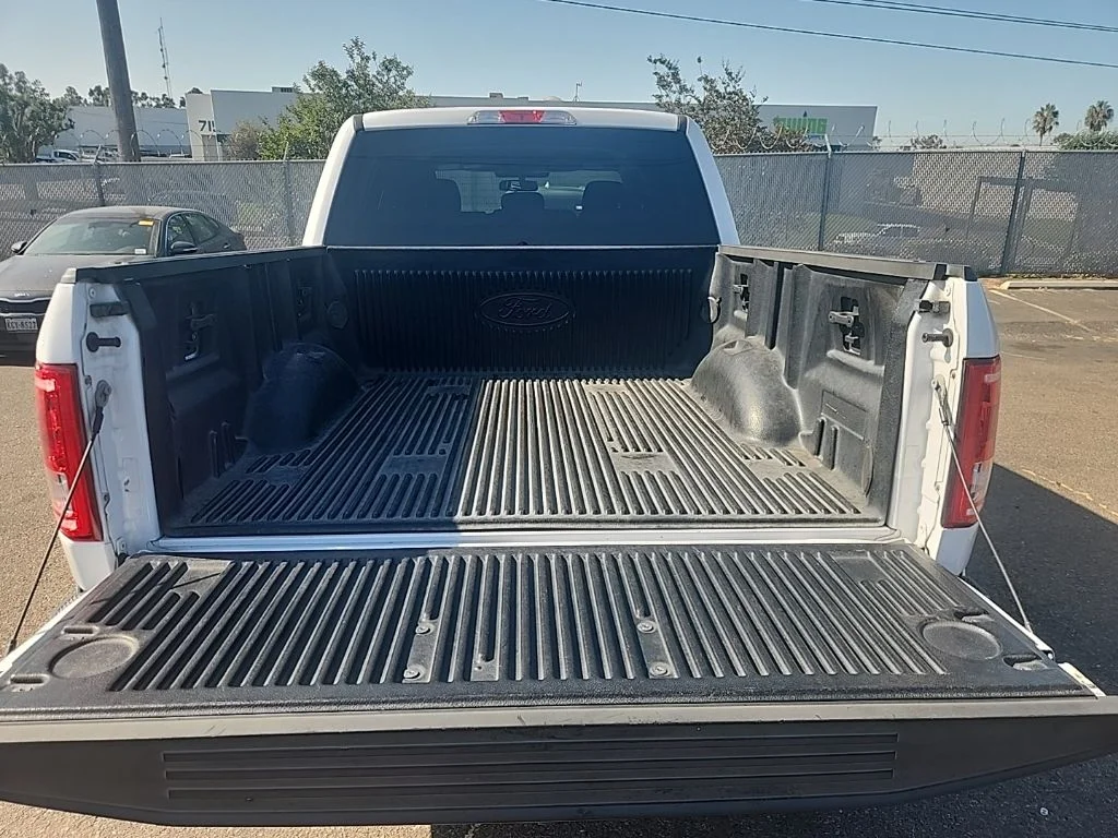 Used 2016 White Ford XLT image 18