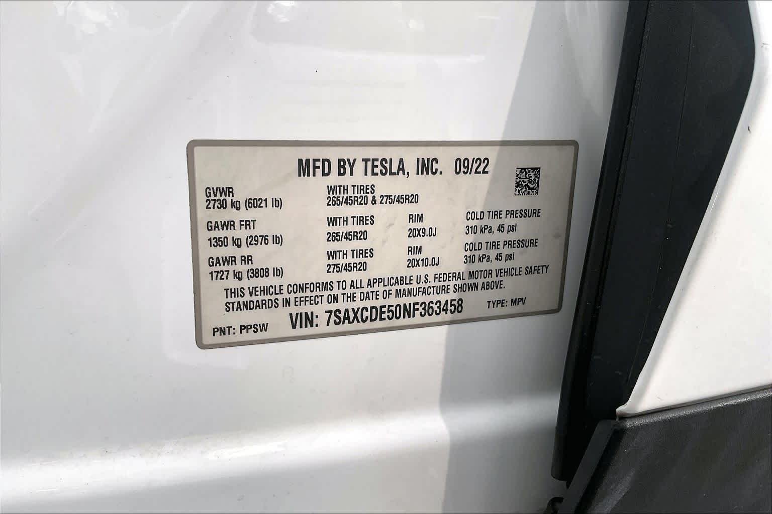 Used 2022 Pearl White Multi-Coat Tesla  image 33
