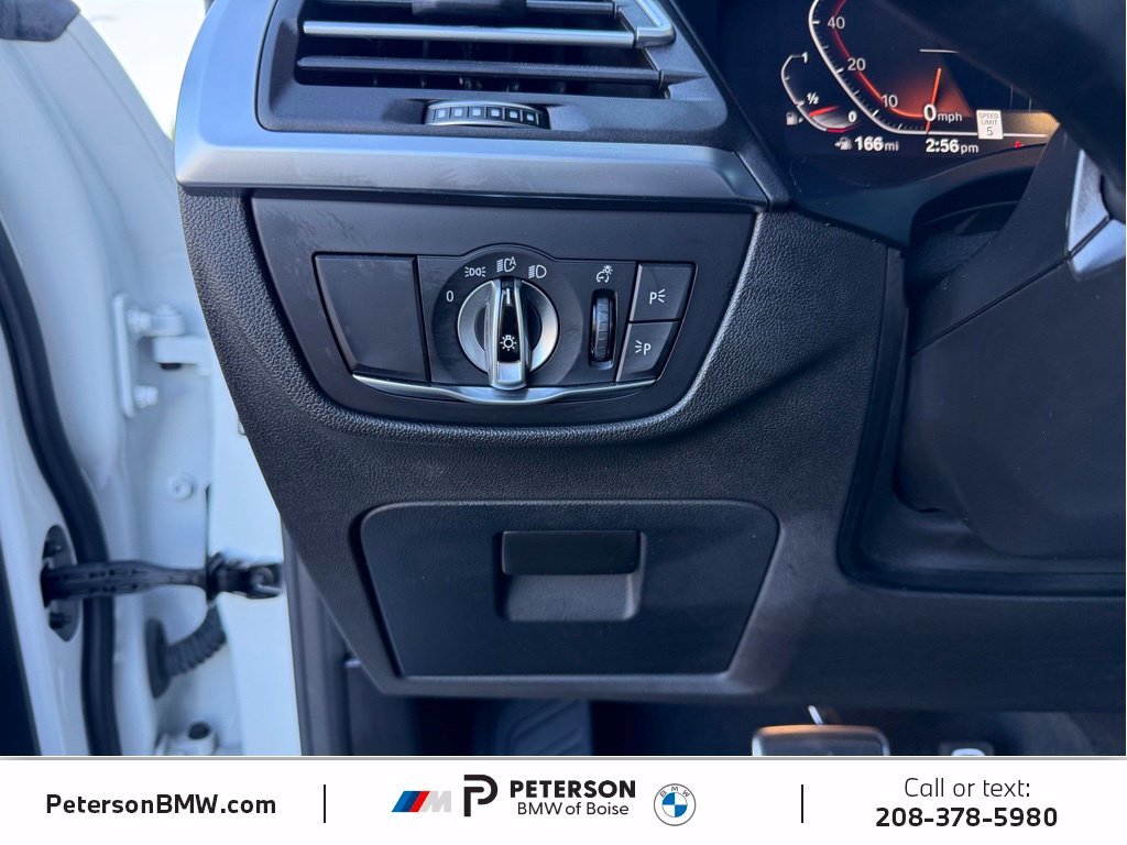 Used 2024 White BMW xDrive30i image 33