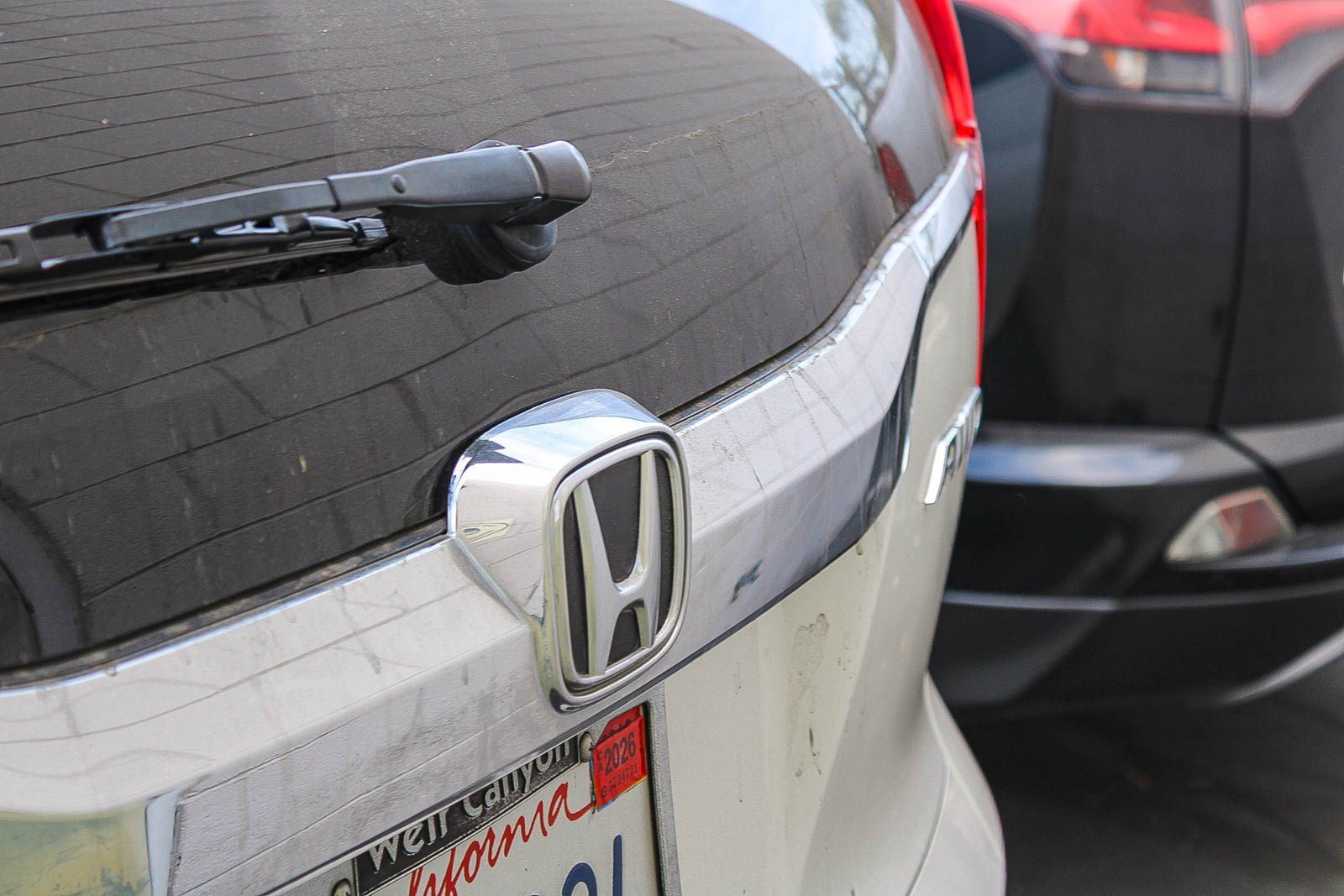 Used 2015 White Diamond Pearl Honda EX-L image 9