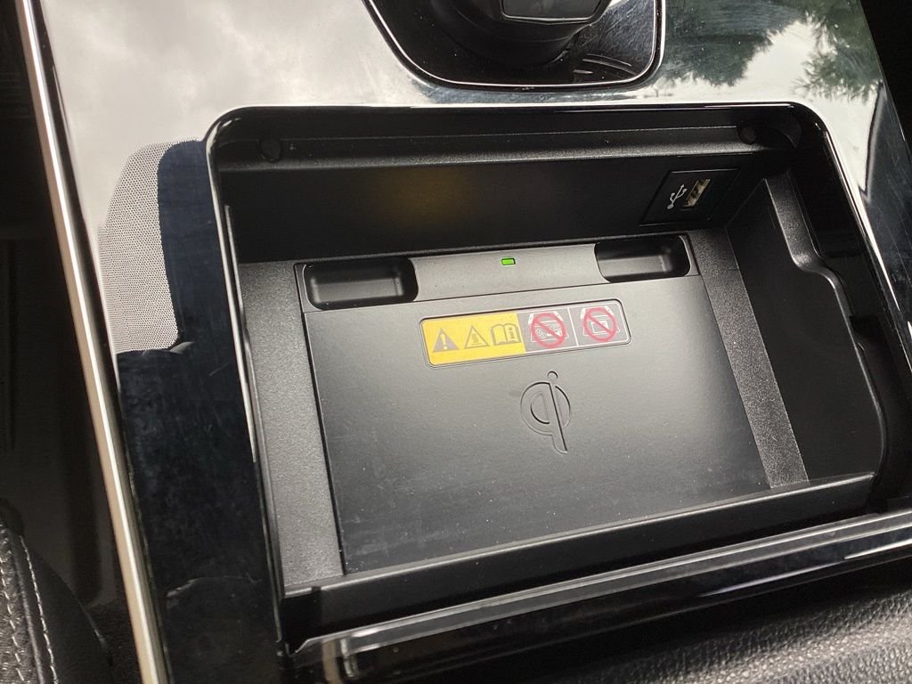 Used 2025 Black Toyota XLE image 17