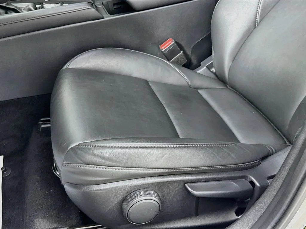 Used 2024 Platinum Quartz Metallic Mazda 2.5 S Select Sport image 24