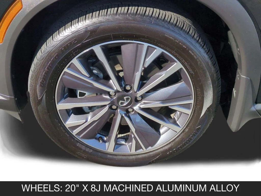 Used 2026 Black INFINITI LUXE image 11