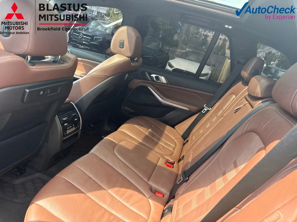 Used 2020 Black BMW xDrive40i image 41