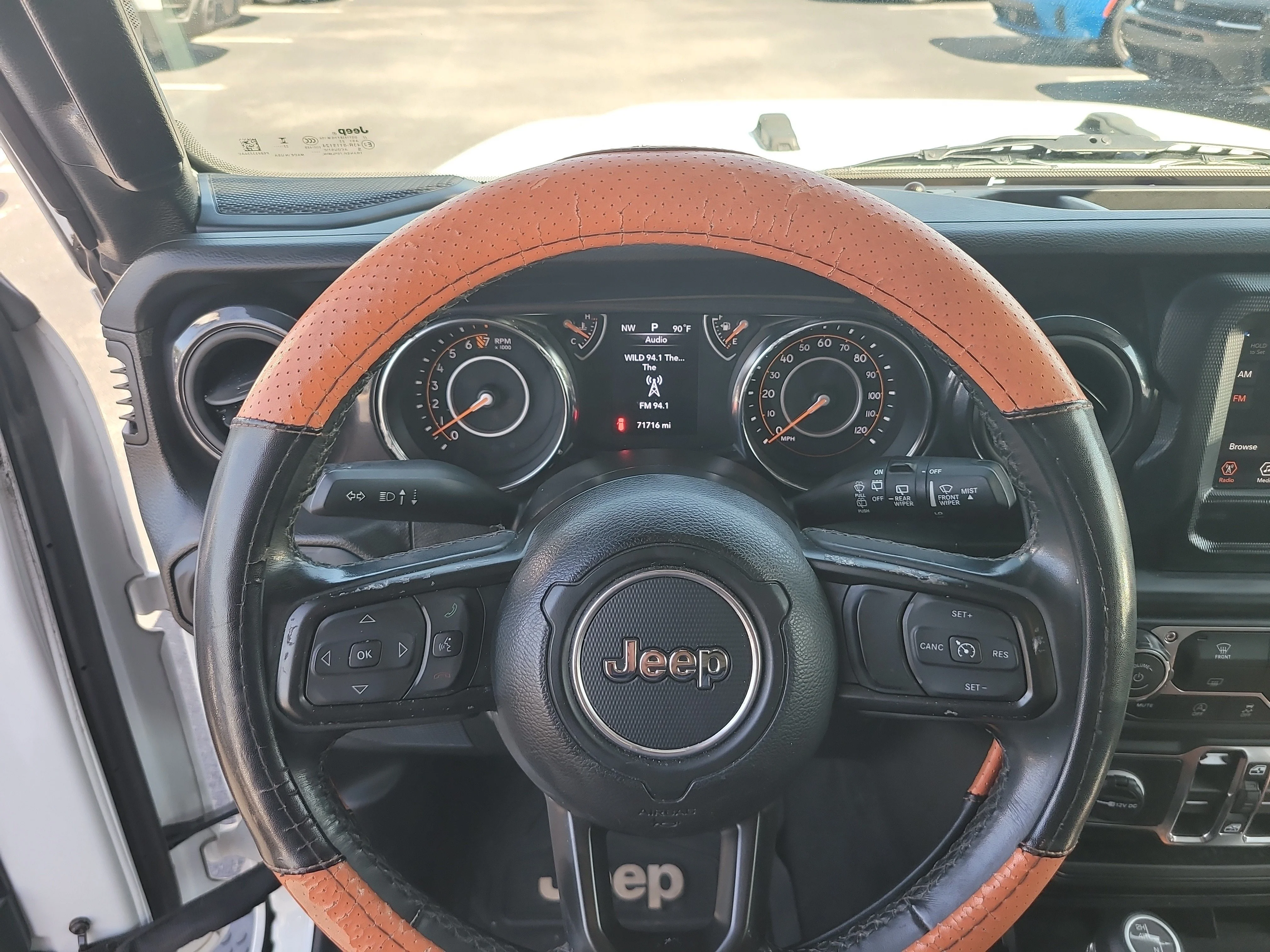 Used 2022 Bright White Clearcoat Jeep Unlimited Sport Altitude image 24