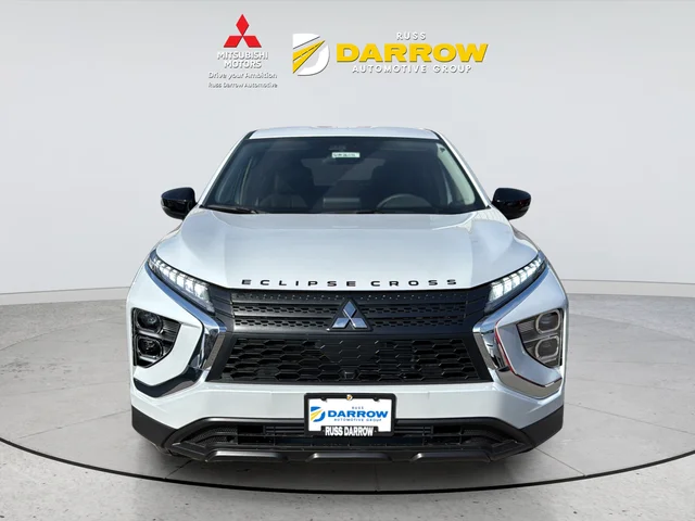 New 2026 White Mitsubishi LE image 8