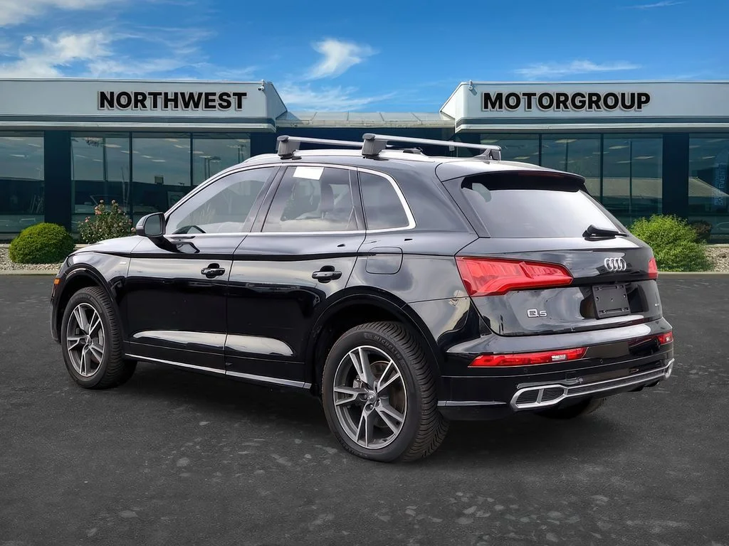 Used 2020 Mythos Black Metallic Audi Premium Plus image 5