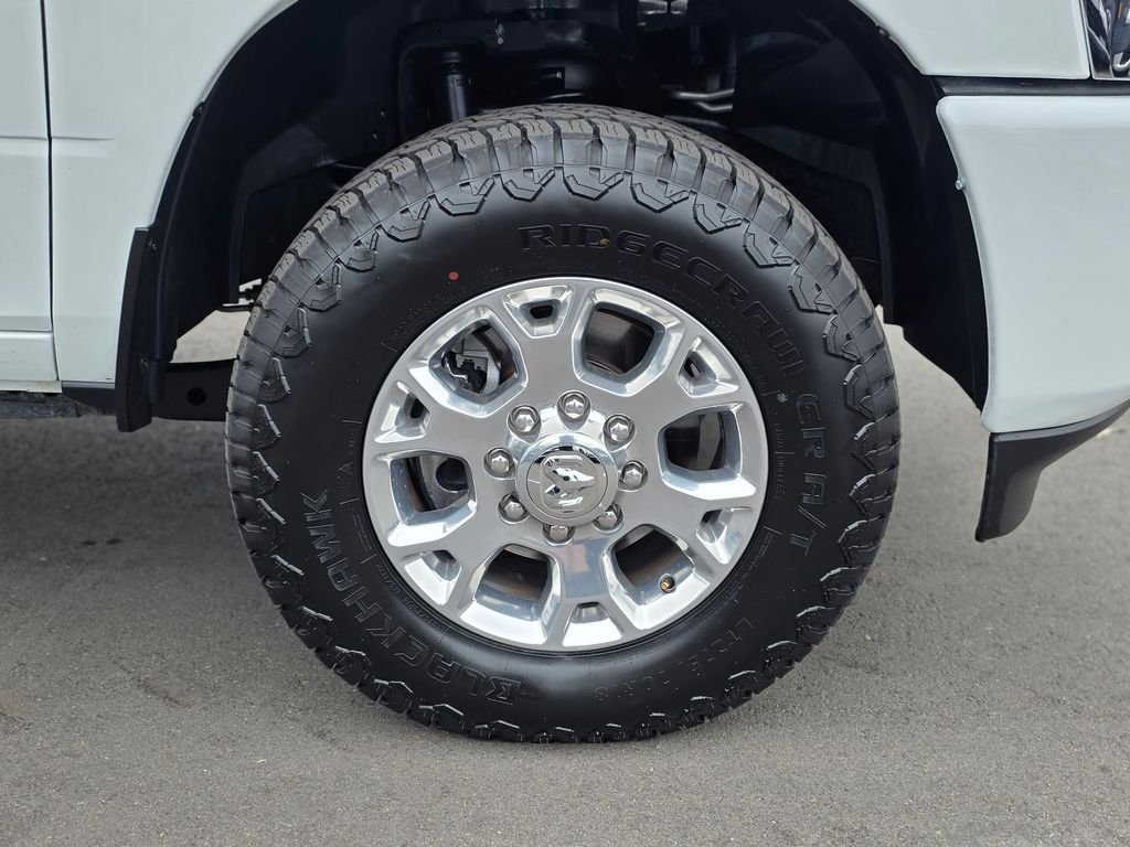 Used 2024 White Ram Laramie image 6