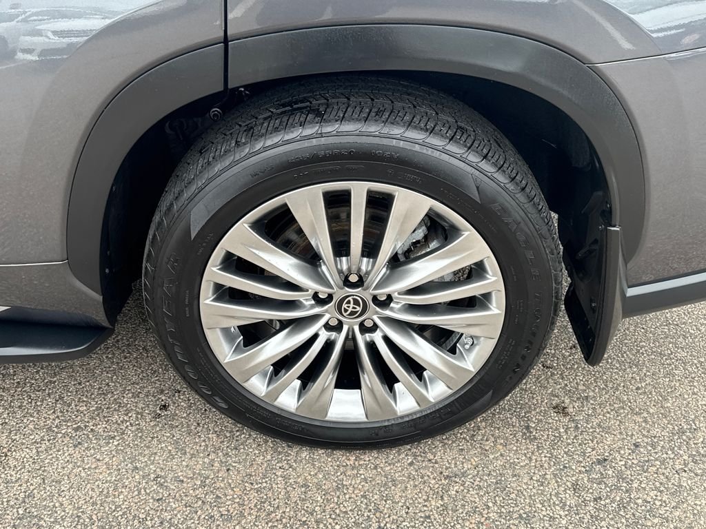 Used 2023 Gray Toyota Platinum image 45