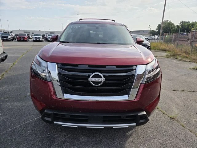 Used 2024 Red Nissan SL image 2