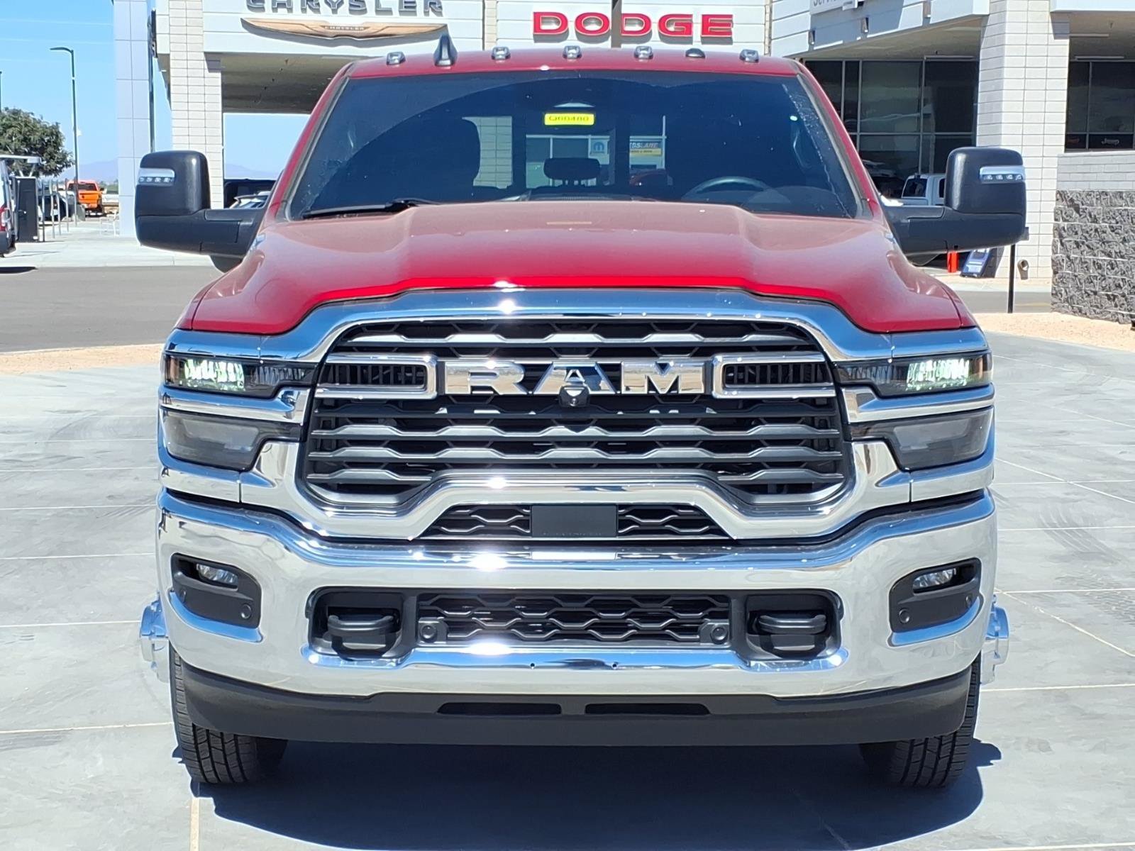 New 2026 Molten Red Pearl-Coat Exterior Paint RAM Tradesman image 2