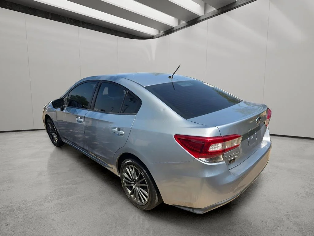 Used 2019 Ice Silver Metallic Subaru 2.0i (CVT) image 5