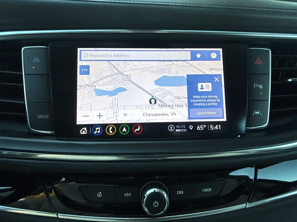 Used 2023 White Buick Avenir image 13